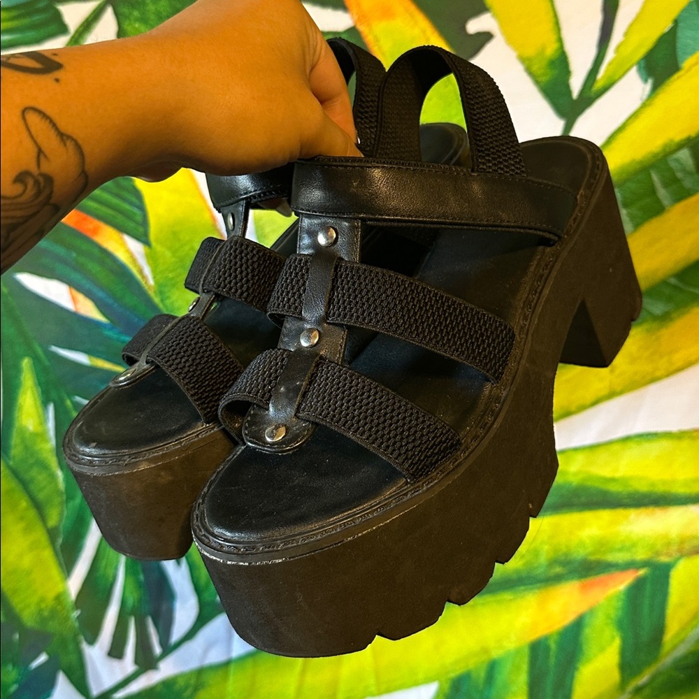 SHEIN Black Platform Sandals